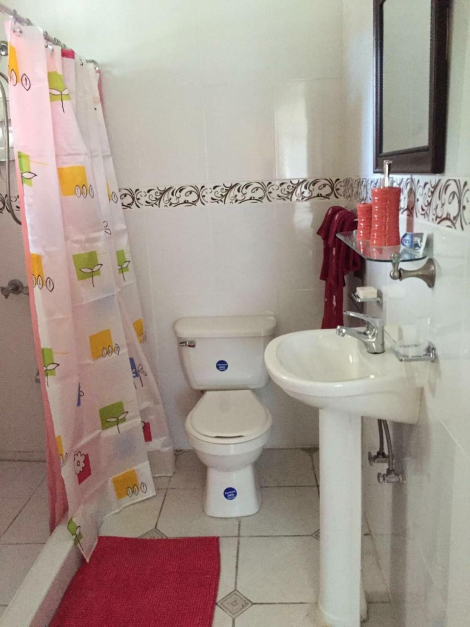 Goldenview Guesthouse Ocho Rios Exterior foto